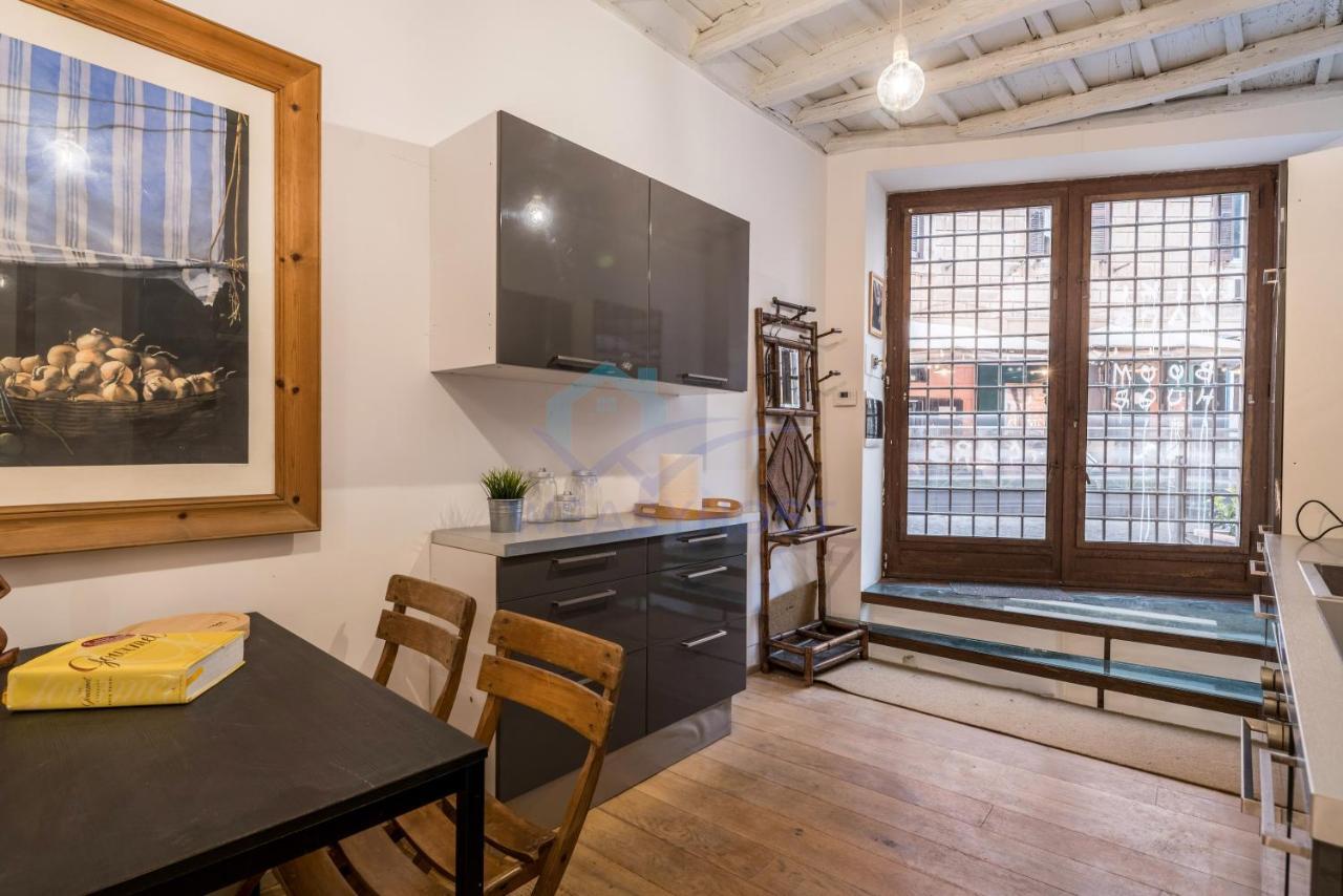 Cozy Entire Apt Close To Piazza Trilussa Rzym Zewnętrze zdjęcie